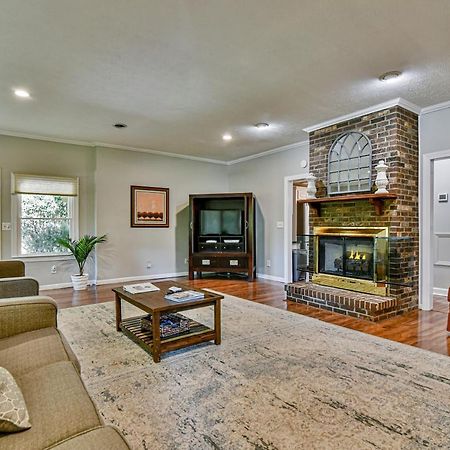 South Asheville Home With Hot Tub Just 11 Miles To Downtown Buitenkant foto