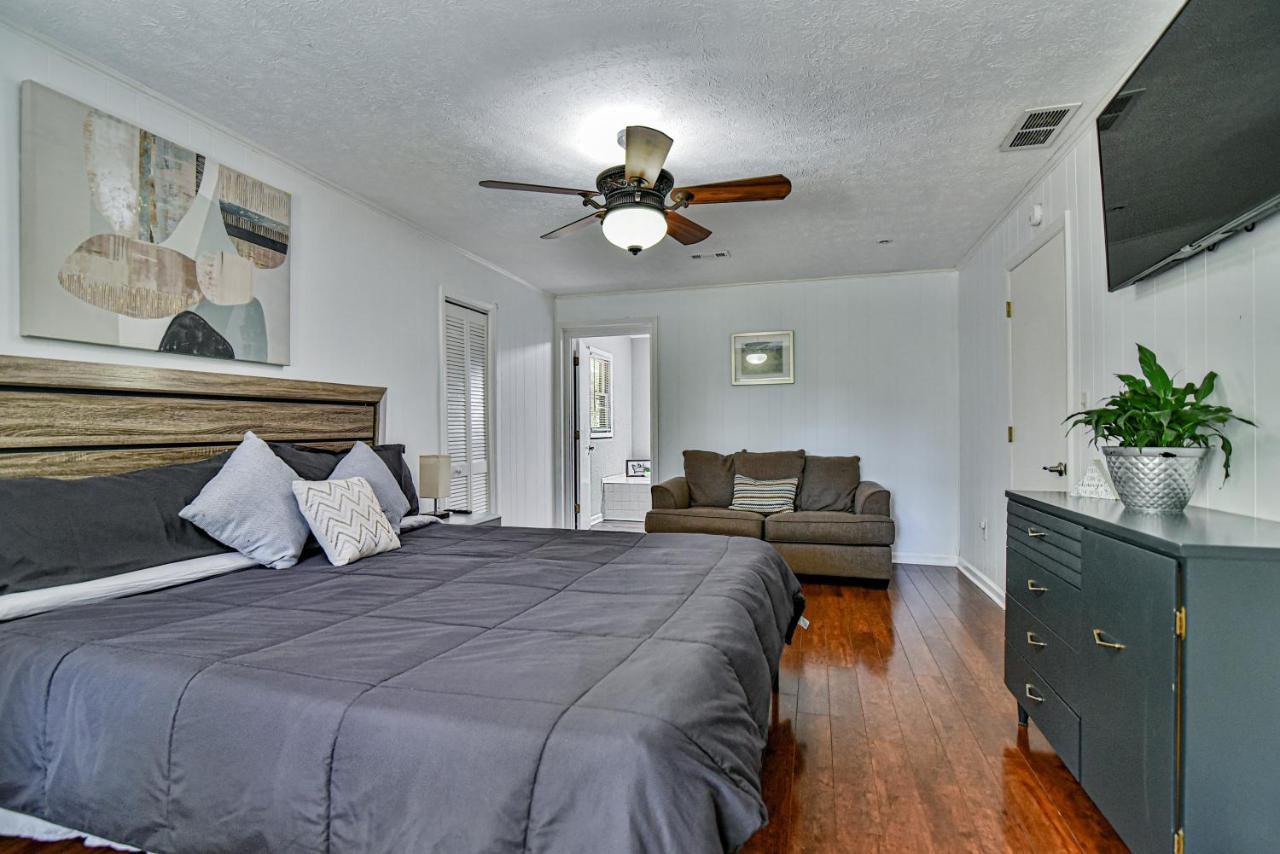South Asheville Home With Hot Tub Just 11 Miles To Downtown Buitenkant foto