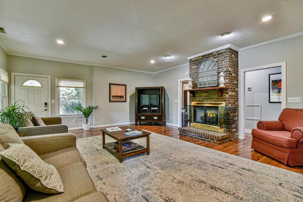 South Asheville Home With Hot Tub Just 11 Miles To Downtown Buitenkant foto
