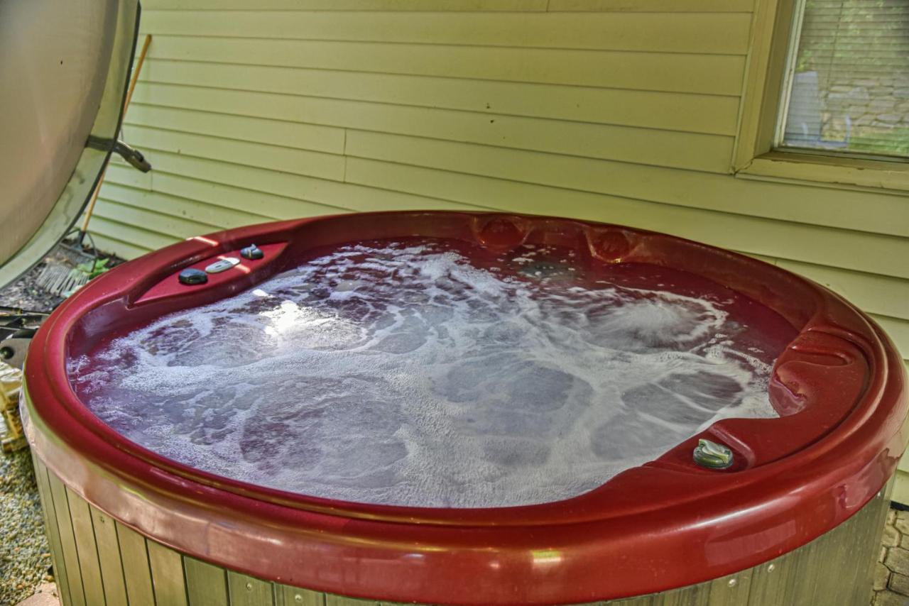 South Asheville Home With Hot Tub Just 11 Miles To Downtown Buitenkant foto