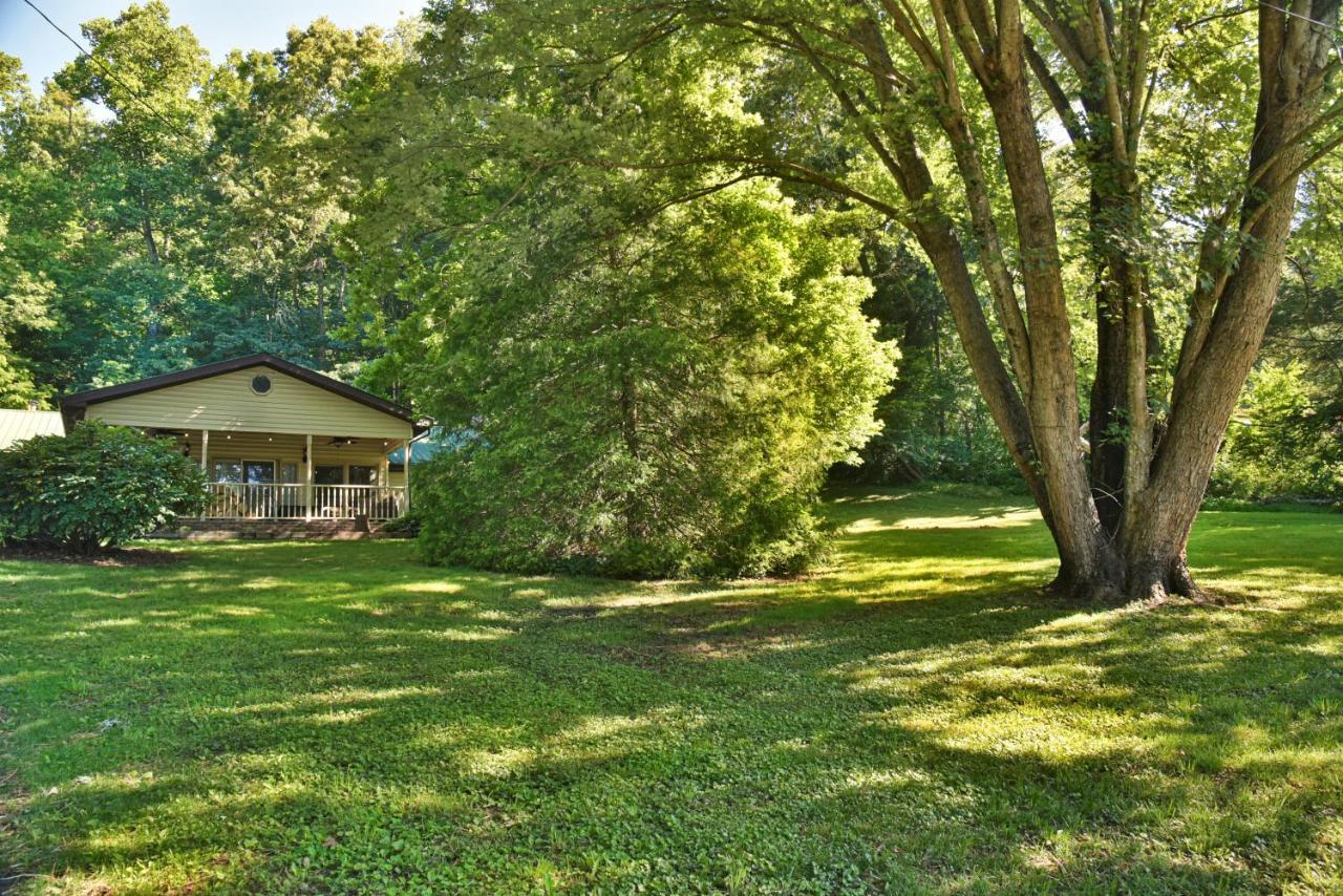 South Asheville Home With Hot Tub Just 11 Miles To Downtown Buitenkant foto